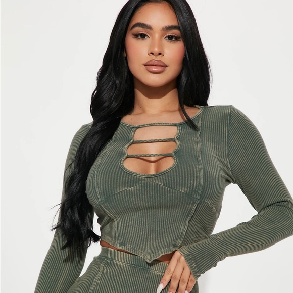 Fashion Nova Janie Olive Legging Set - Picture 2 of 8